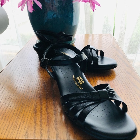 SAS 8 M Strappy Black Patent Leather Comfort Sandals NWOT - Picture 4 of 10